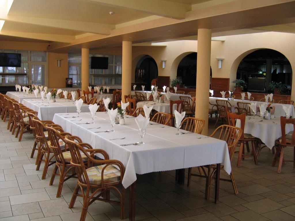 Hotel Juventus Velence Buitenkant foto