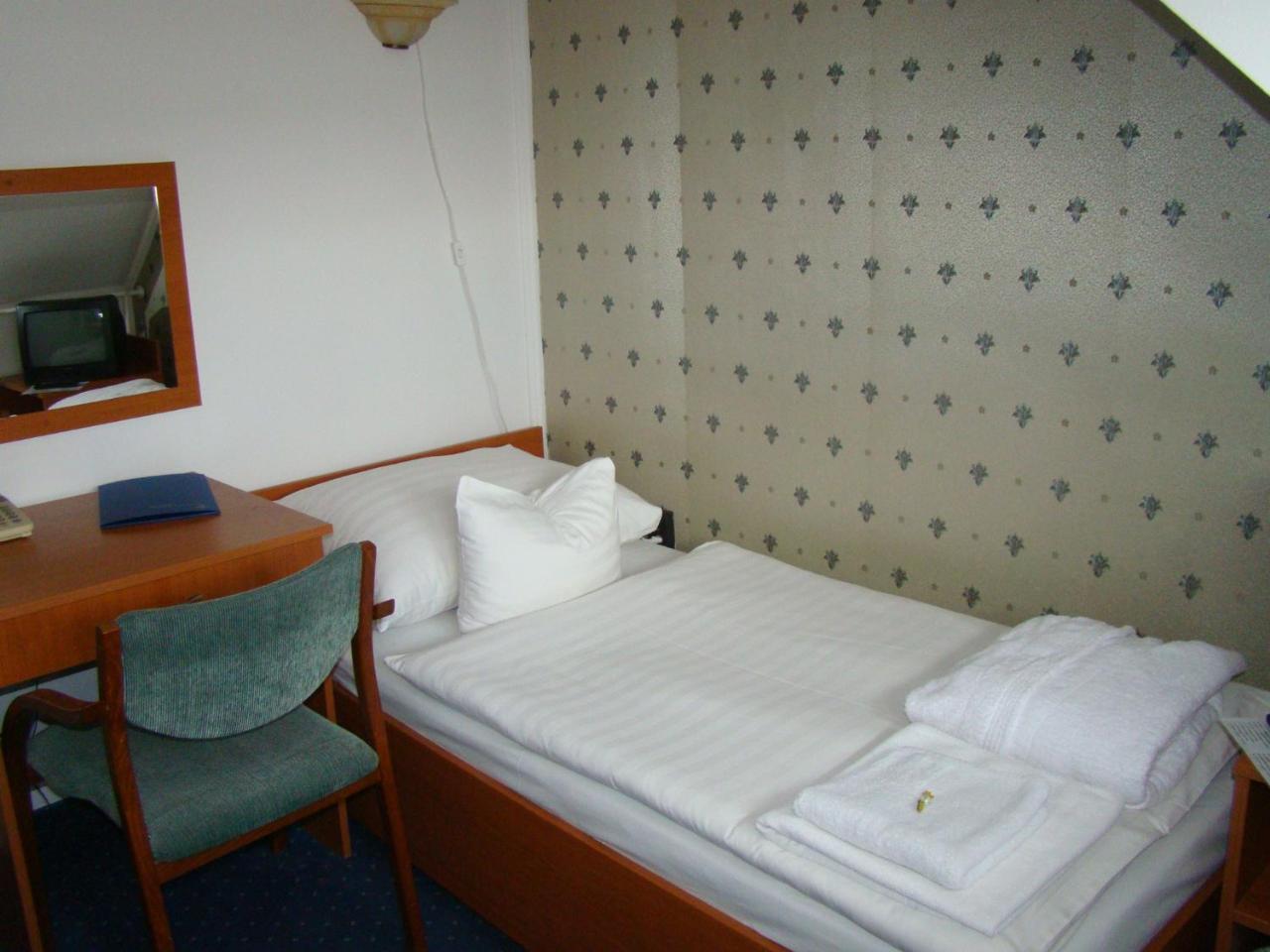 Hotel Juventus Velence Buitenkant foto